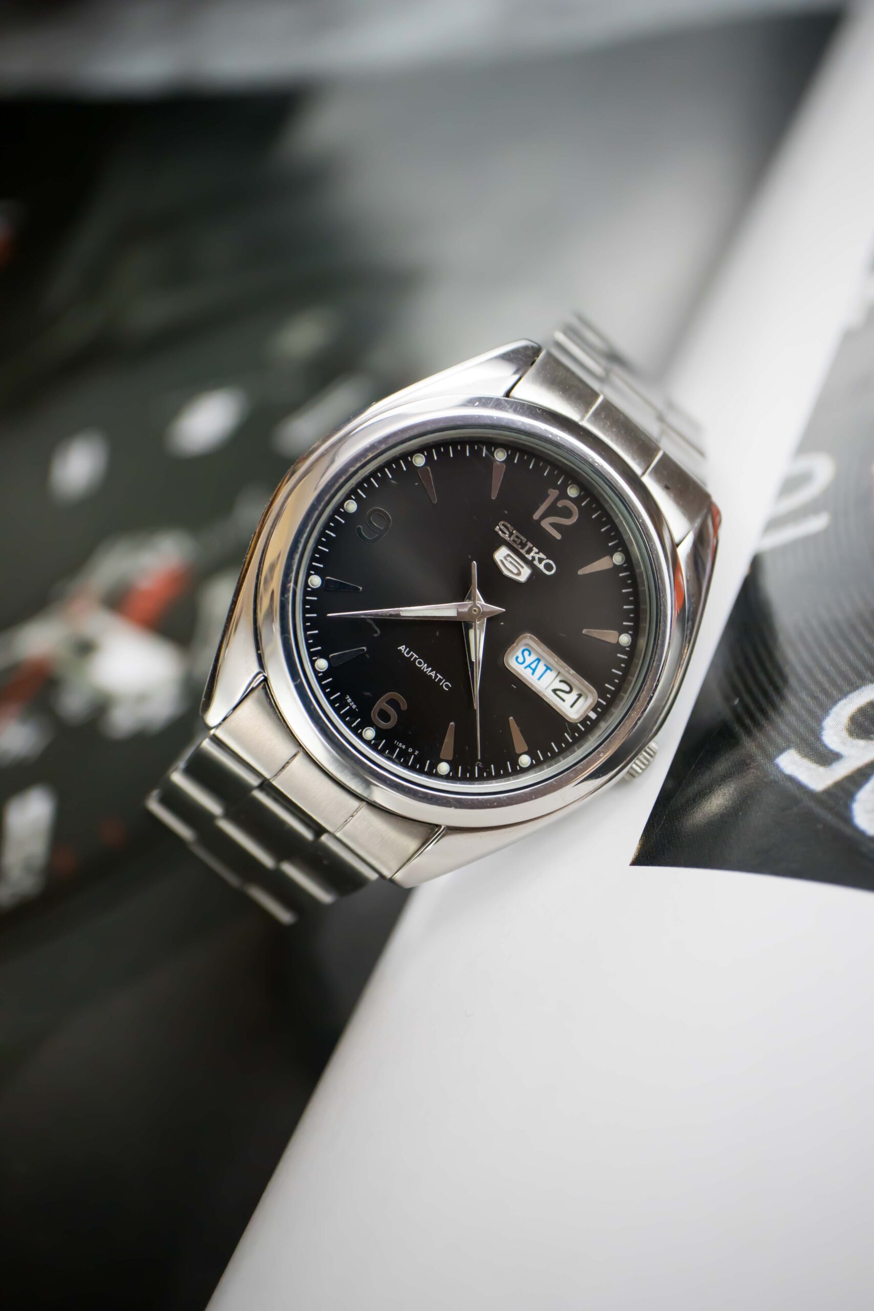 Seiko 5 7S26-0060 Ash Black Sunburst Dial